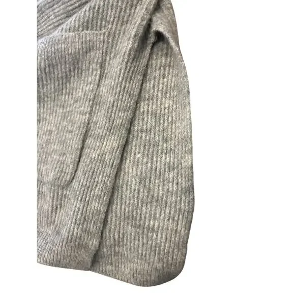 H&M angora like cozy oversized cardigan size small - Picture 4 of 8